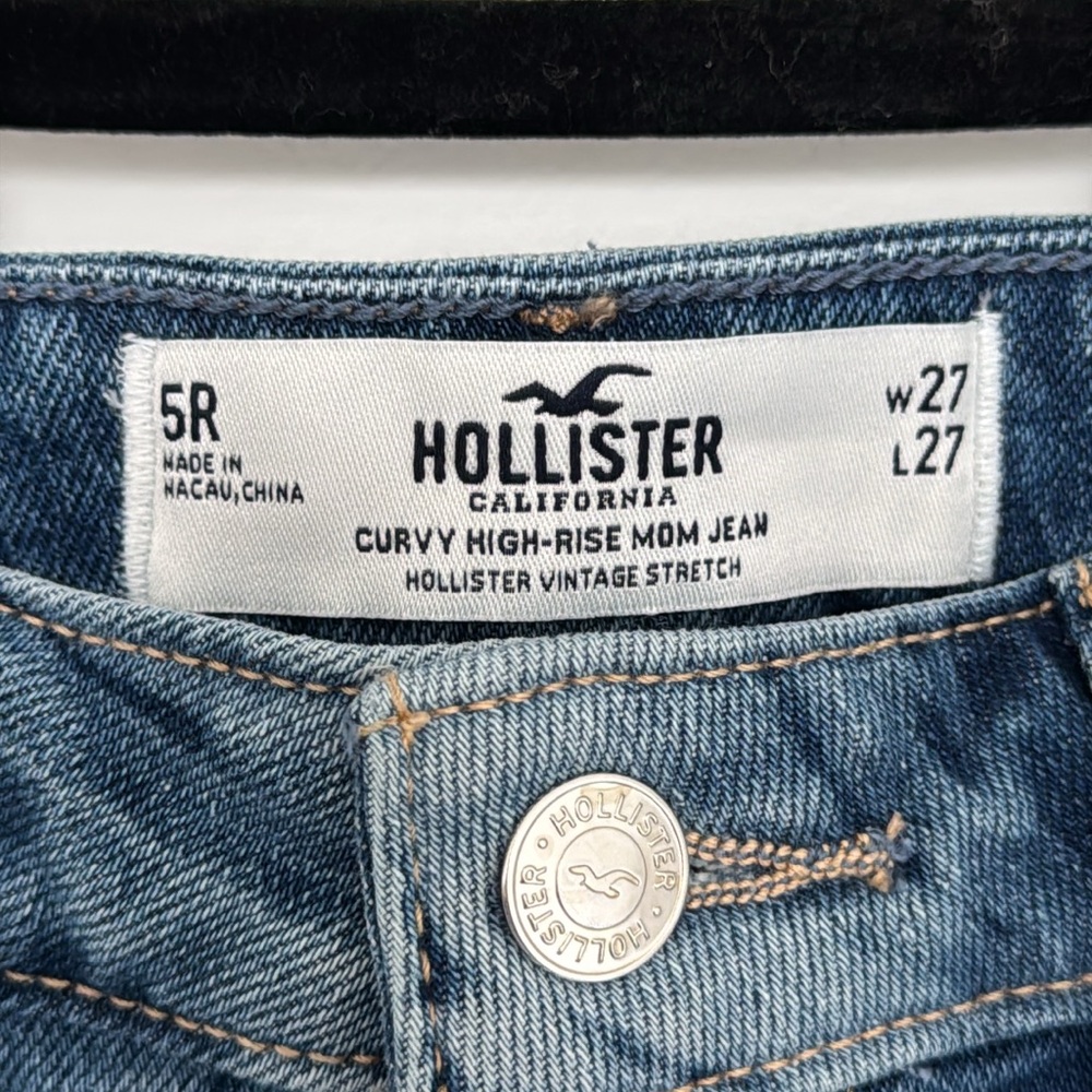 Hollister Curvy High Rise Mom Jean, Swirl Pattern - Size 27 - Picture 3 of 6